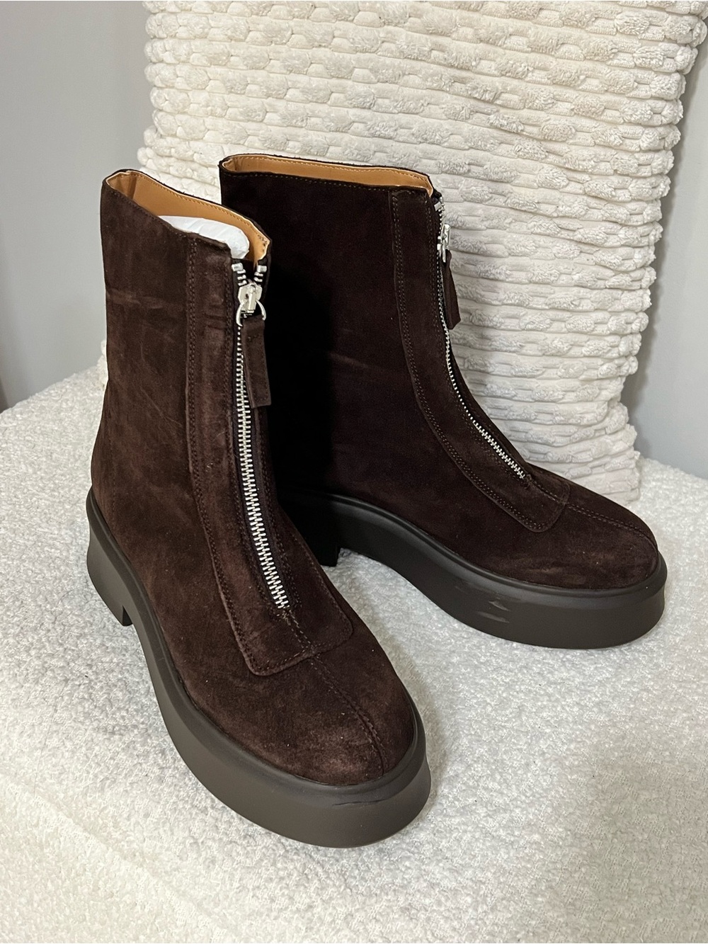Steve Madden JONES SZ 8.5 Dark Brown Suede Front-Zip Platform Ankle Boots